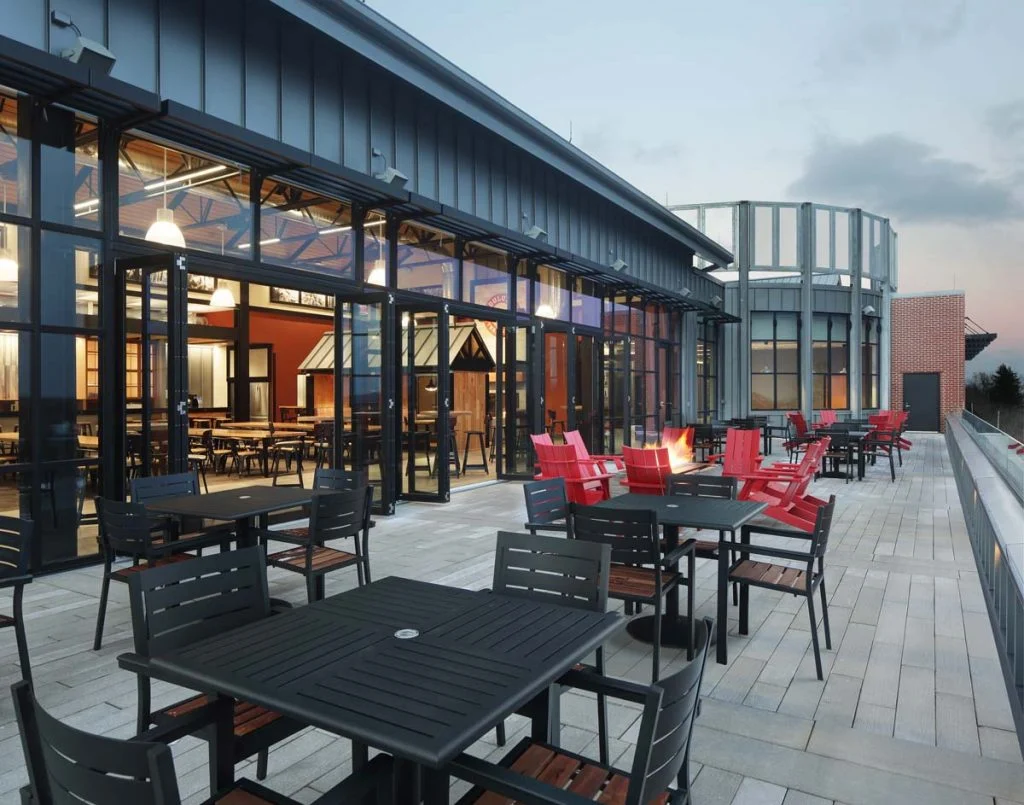 Duluth Trading Company - 2,000 square foot outdoor patio