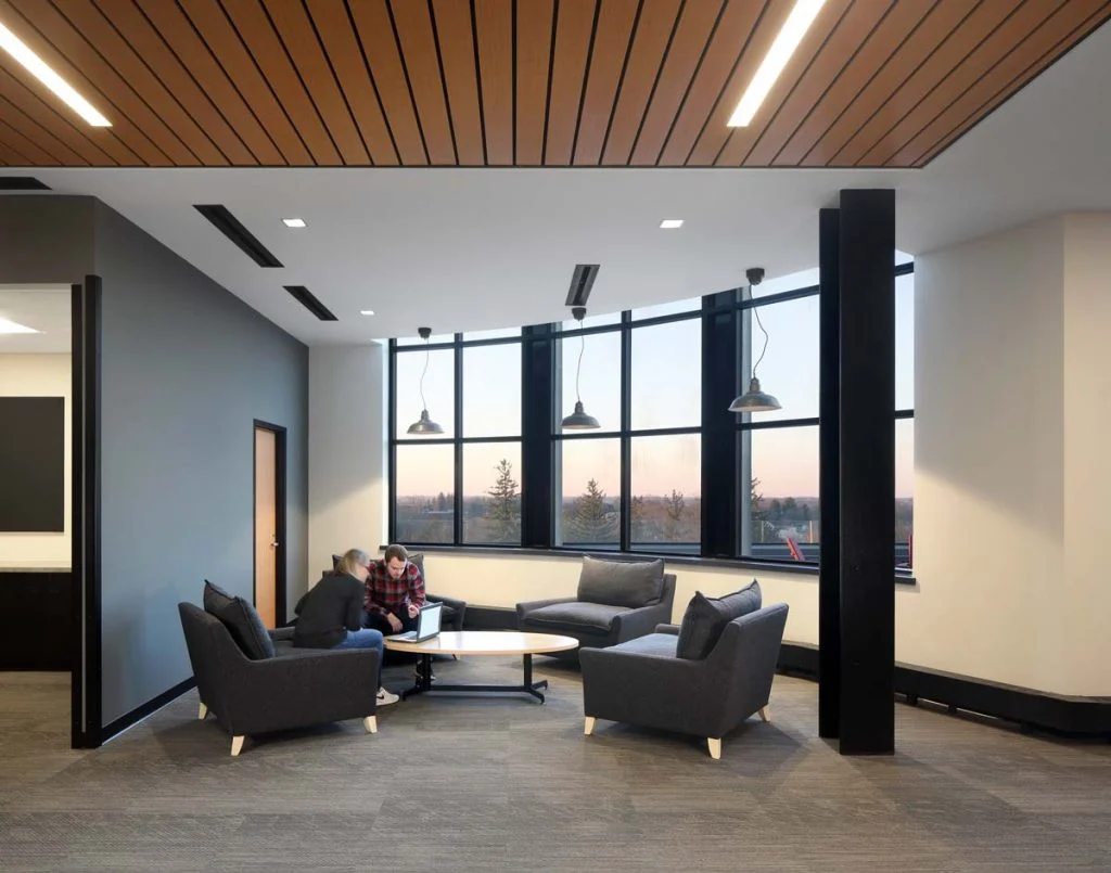 Duluth Trading Company - Seating space