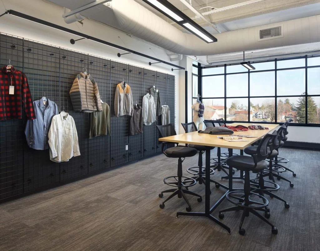 Duluth Trading Company - Workspace with display wall