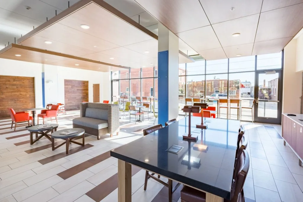 Modern contemporary aesthetic - Platteville Holiday Inn Express