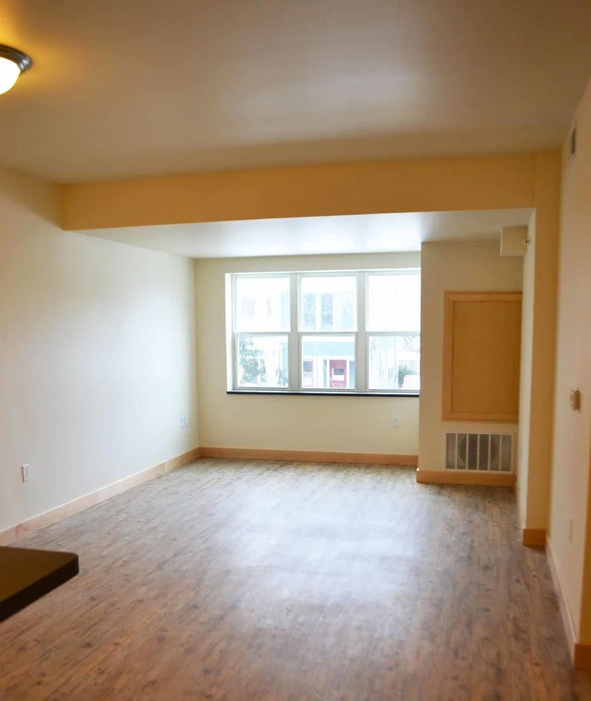 Monroe & Harrison Mixed-Use room