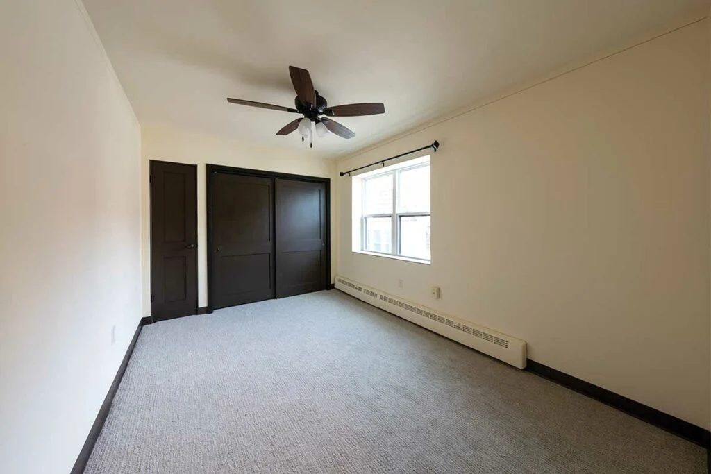 Osborn Apartments bedroom