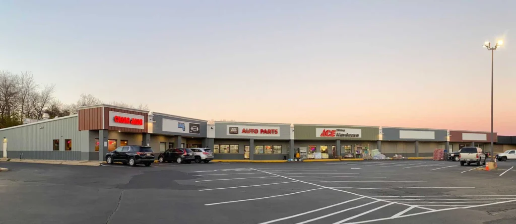 Viking Plaza