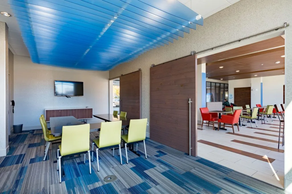 conference room - Platteville Holiday Inn Express