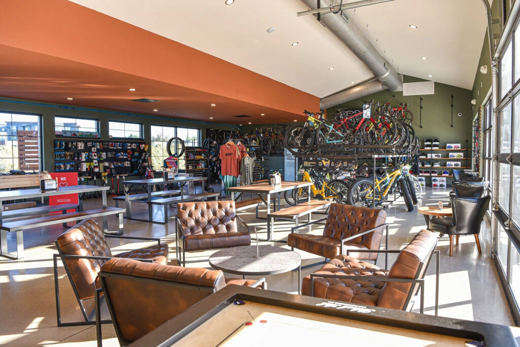 Bodihow Brewing Company dining area