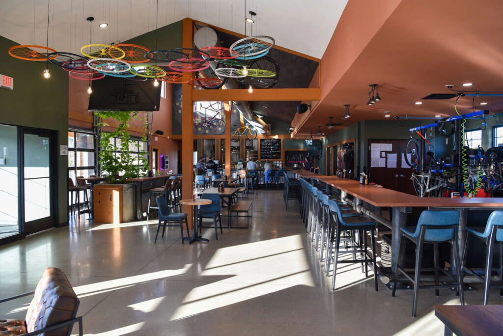 Bodihow Brewing Company dining area