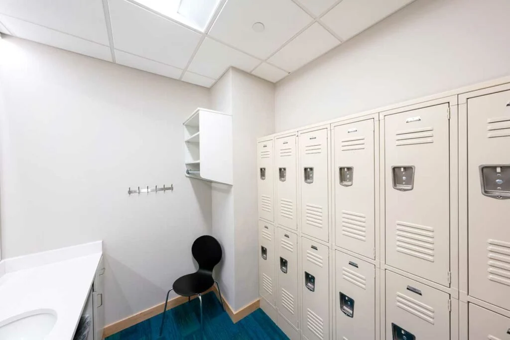 Dental Health Associates locker room