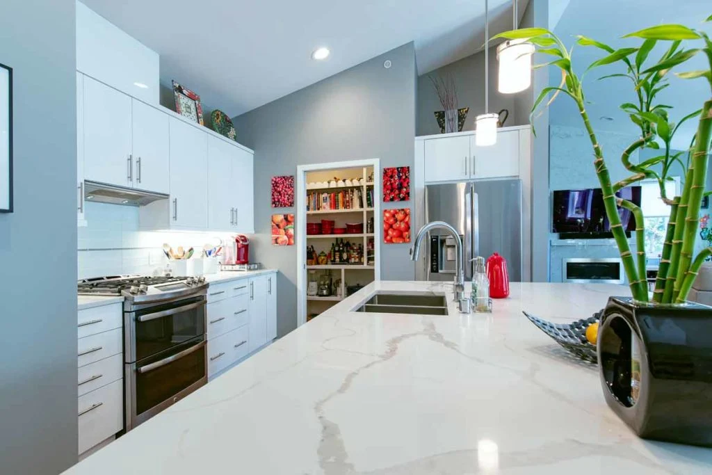 Glen Wood Heights Condominium Homes kitchen with pantry