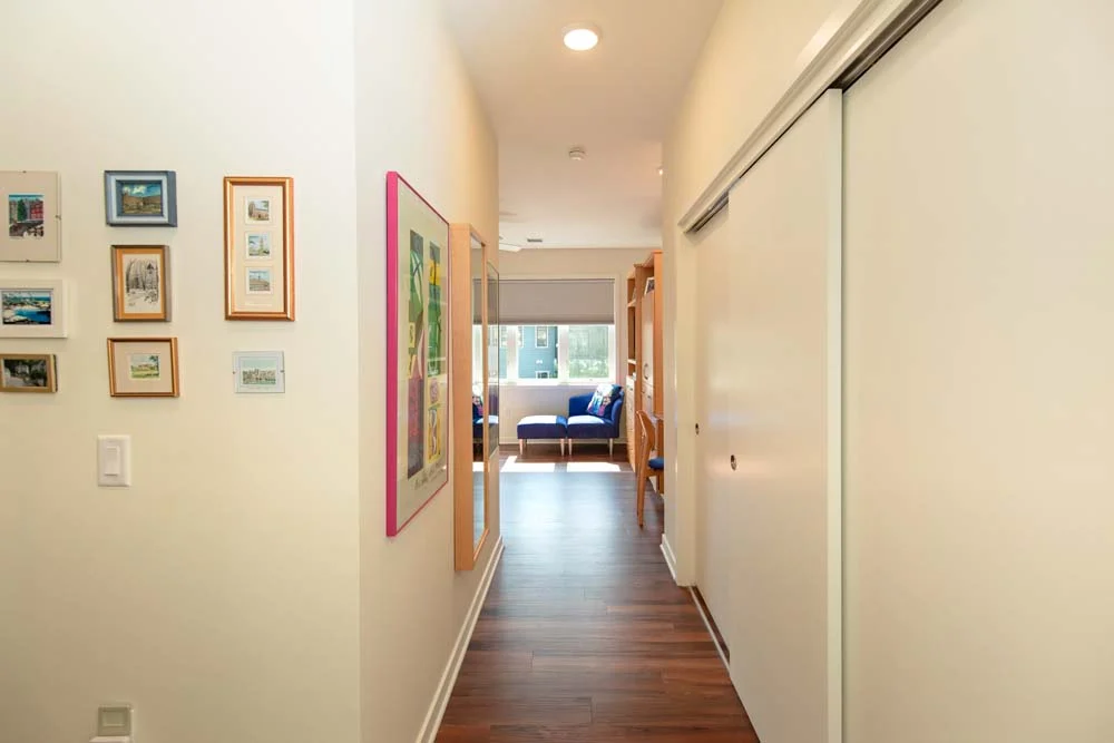 Glen Wood Heights Condominium Homes master suite
