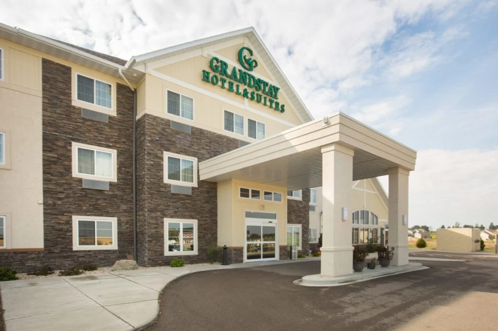 GrandStay Hotel & Suites Covered front entry