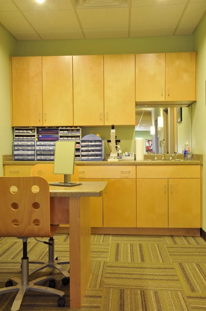 Samuelson Eyecare Contact lens training area and dispensary